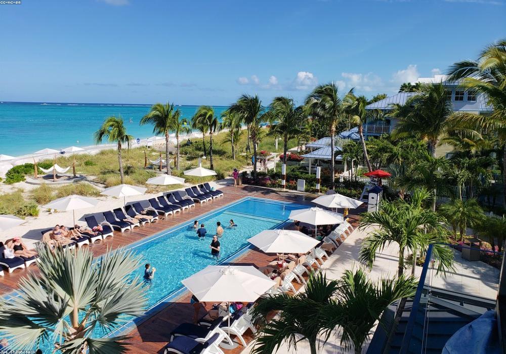 Pool services in Fort Myers, FL